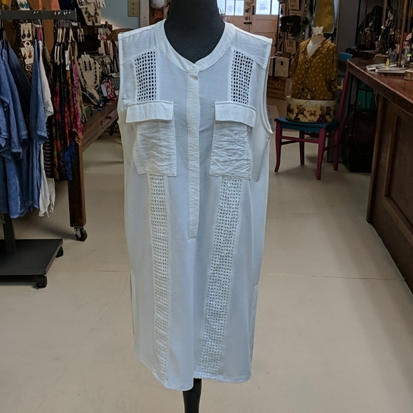 Katherine Barclay Dresses & Skirts - Katherine Barclay shirt dress, size L, in cream